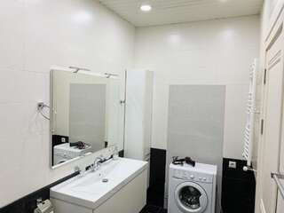 Апарт-отели Mtsatsminda Apartament Тбилиси Апартаменты-4