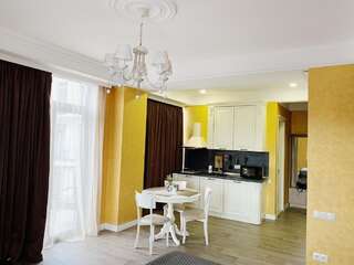 Апарт-отели Mtsatsminda Apartament Тбилиси Апартаменты-студио-10
